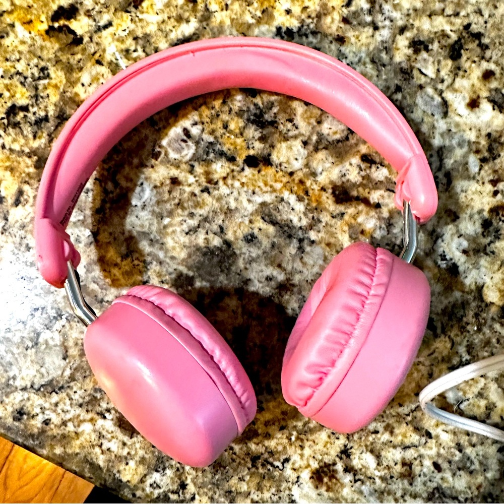 Pink Bluetooth Wireless Headphones Cushion